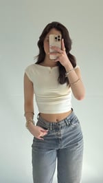 Külah Kol Yan Büzgülü Crop Beyaz