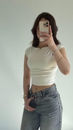 Külah Kol Yan Büzgülü Crop Beyaz