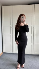 Leila Madonna Yaka Uzun Elbise Siyah
