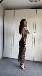 Leopar Omuz Detaylı Tül Elbise