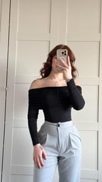 Lili Madonna Yaka Uzun Kol Crop Siyah