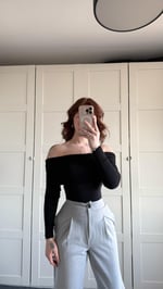 Lili Madonna Yaka Uzun Kol Crop Siyah