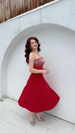 Merida Straplez Taşlı Midi Abiye Kırmızı