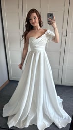 Ophelia Saten Düşük Kol Beyaz Abiye