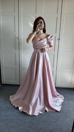 Ophelia Saten Düşük Kol Pudra Pembe Abiye