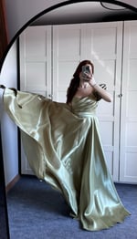 Ophelia Saten Düşük Kol Yağ Yeşili Abiye