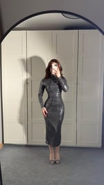 Pullu Drapeli Midi Elbise Gri