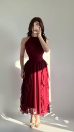 Şifon Drape Yaka Fırfırlı Elbise Bordo