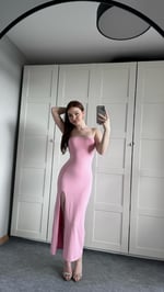 Straplez Derin Yırtmaç Pembe Elbise