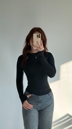 Tam Boy Vücudu Saran Bluz Siyah