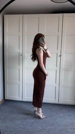 Tek Omuz Büzgülü Kahverengi Elbise