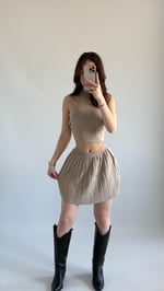 Triko Crop Pileli Etek Takım Bej