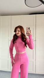 Triko Parmak Geçirmeli Takım Pembe