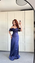 Veronica Abiye Lacivert