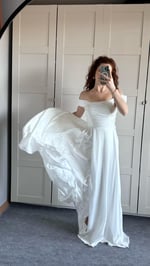Viola Saten Düşük Omuz Beyaz Abiye