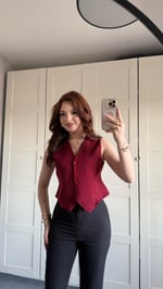 Vücuda Oturan Kısa Dokuma Yelek Bordo