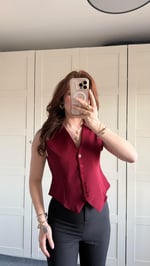 Vücuda Oturan Kısa Dokuma Yelek Bordo