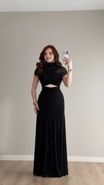 Yaka Tül Büzgülü Etek Dökümlü Elbise Siyah