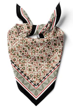 Pembe Kalp Fular Bandana Estascarf 48x48 Cm