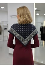 saray-motif-lacivert-ucgen-fular-banda--43fa-.jpg