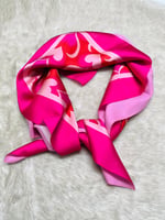 Sevgililer Günü Özel Love Fular Toka Bandana Hediye Seti