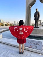 Tarzını Seç Çift Taraflı Atatürk Silüet Türk Bayraklı Pelerin Gösteri Kostümü 145x73cm
