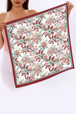yeni-sezon-yilbasi-desenli-bandana-ful--23a3-.jpg