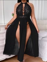 Arias Closet Büyük Beden Dantel İşlemeli Göğüs Detaylı Yırtmaçlı Fantezi Gecelik