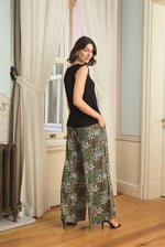 Arias Closet Çiçek Yaprak ve Etnik Desenli Dantelli 3'lü Pijama Takımı