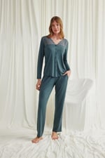 Arias Closet Yakası Omzu ve Paçası Dantelli Boydan Düğmeli Pijama Takımı