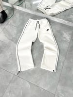 Beyaz Biyeli Nike Eşofman