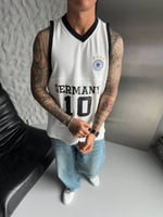 BEYAZ GERMANY V ATLET