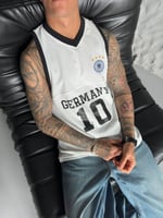 BEYAZ GERMANY V ATLET