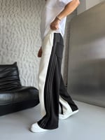 BEYAZ NAKIŞ ŞERİTLİ EŞOFMAN