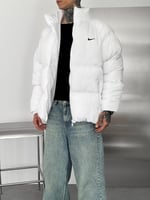 BEYAZ NİKE PUFFER MONT