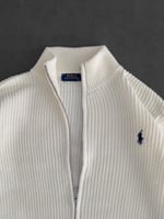 BEYAZ POLO TRİKO HIRKA