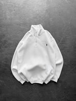 BEYAZ YARIM FERMUARLI POLO SWEAT