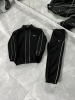 Çift Şeritli Nike  Takım
