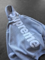 GRİ SIRT NAKIŞ SUPREME SWEAT