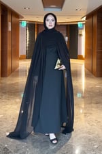Mary Elbise - Siyah