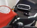 BMW MOTORRAD AKÜ ŞARJ CİHAZI PLUS TÜM AKÜLER İÇİN LİTYUM DAHİL 230V/50HZ ECE