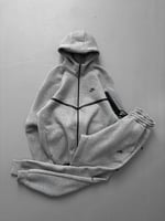 NKE TECH FLEECE TAKIM