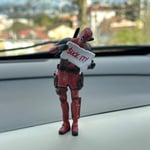 Yazılı Deadpool Süper Kahraman Figürü Biblo Araba Torpido Aksesuar Araç İçi Aksesuar Süslemeler