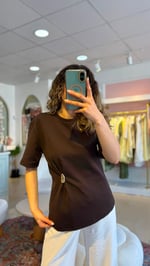 Toka Detaylı Asimetrik Tshirt