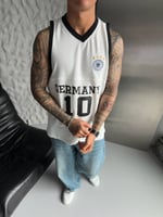 BEYAZ GERMANY V ATLET