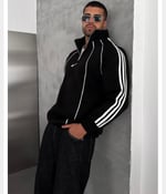 SİYAH ŞERİTLİ YARIM FERMUAR NİKE SWEAT