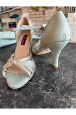 “Buz Işığı” TANGO DANS VE SALON AYAKKABISI 8,5 CM 13 PONT KADEH KAPALI TOPUK AÇIK BURUN