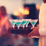 6PC Akrilik Martini Bardakları, 7oz Kırılmaz Plastikten Üretilmiş Plastik Martini Bardakları, Kırılmaz ve Havuz Kenarı, Açık Havada, Kamp ve Daha Fazla Kullanım için Mükemmel, Yeniden Kullanılabilir