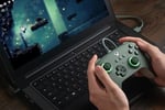 8Bitdo Xbox, RGB Lighting Fire Ring ve Hall Effect Joysticks için Ultimate C Kablolu Denetleyici, Xbox Series X |S, Xbox One, Windows 10/11 - Resmi Olarak Lisanslı (Koyu Yeşil)