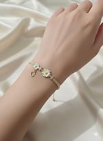 925 Ayar Papatya Silver Tırnak Makası Örme Zincir Patili Harfli Papatya Bileklik.rose.gold.rodaj